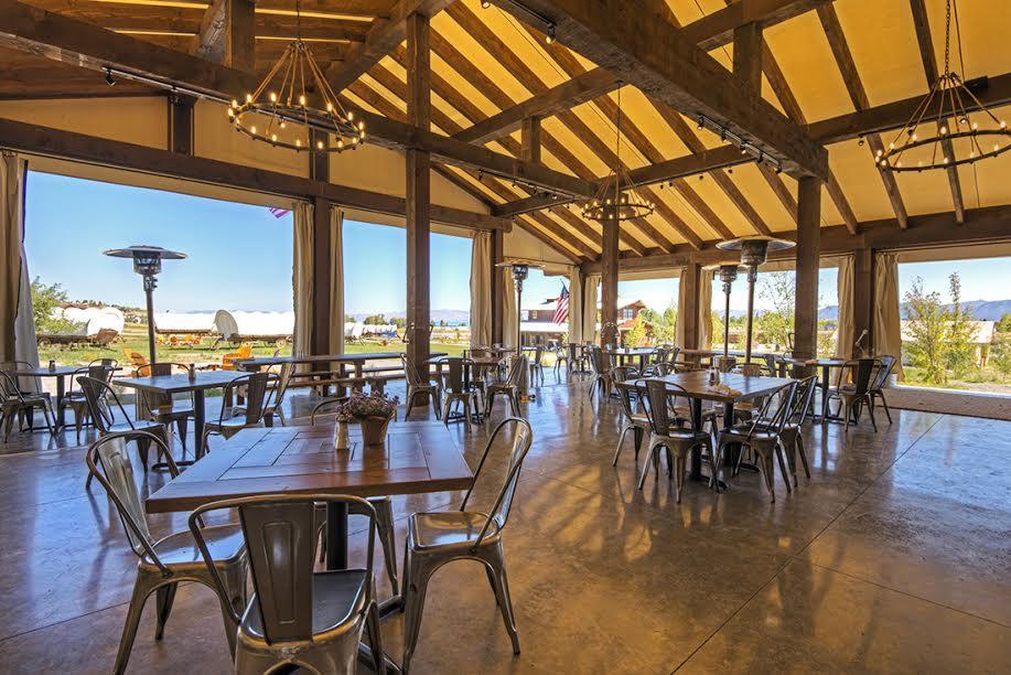 Conestoga Ranch Glamping Resort Гардън Сити Екстериор снимка
