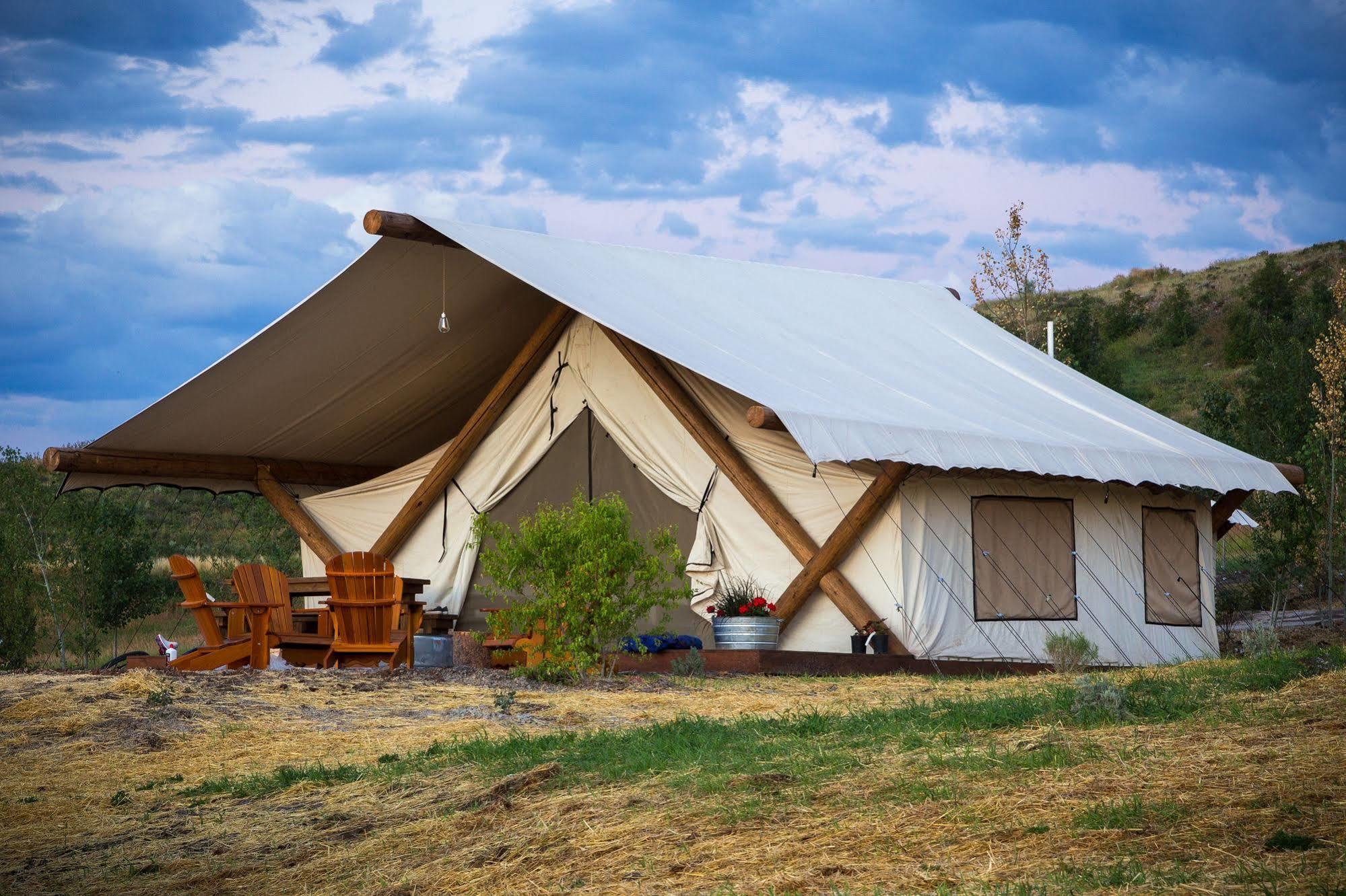Conestoga Ranch Glamping Resort Гардън Сити Екстериор снимка